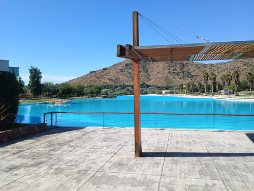 Venta Casa 3D en suite 2B 2E Chicureo - Colina