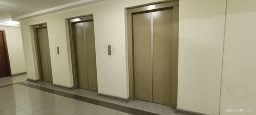 Arriendo Oficina 2B 1E Barrio El Golf - Las Condes