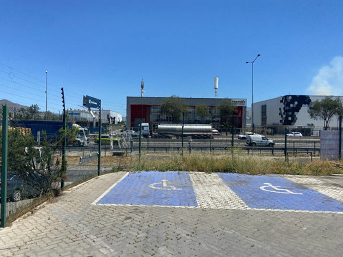 Oficina En Enea, Primera L&iacute;nea Vista Completa, Aeropuerto