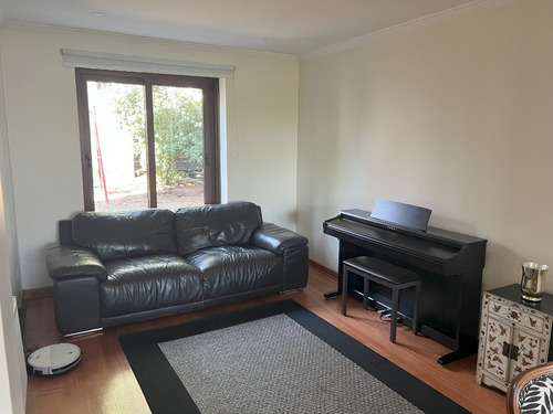 Arriendo Casa O 5D en suite Walk-in cl&oacute;set 6B 2E 2B San Carlos de Apoquindo - Las Condes