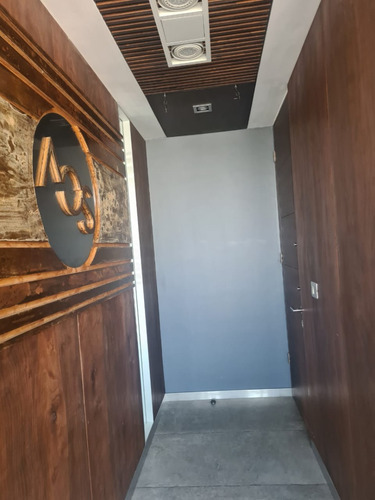 Venta Oficina 2B 1E 1B Los Leones - Providencia