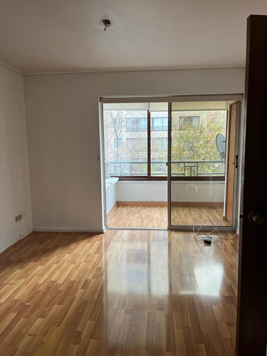 Arriendo Departamento NO 2D 2B 1E 1B Metro Escuela Militar - Las Condes