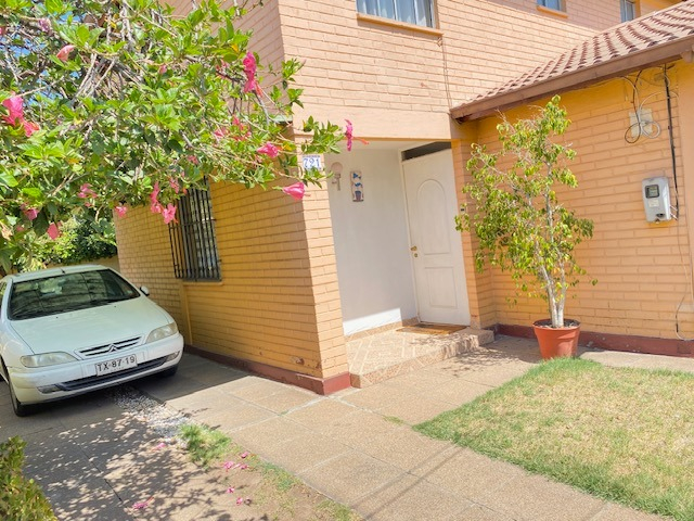 Venta Casa N 4D en suite 2B 3E 1Bd Villa Frei - &Ntilde;u&ntilde;oa