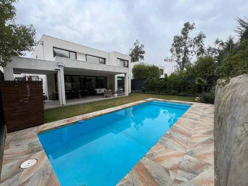 Venta Casa NO 5D en suite Walk-in cl&oacute;set 4B 3E La Reina Alta - La Reina