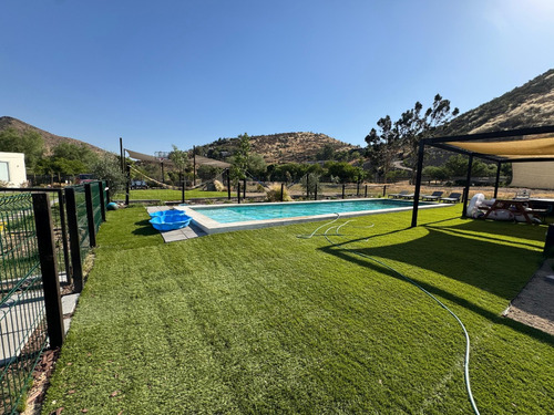 Venta Casa O 4D en suite Walk-in cl&oacute;set 4B 4E 1B Chicureo - Colina