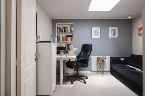 Venta Casa NOSP 5D en suite 4B 1E 1B Barrio El Golf - Las Condes