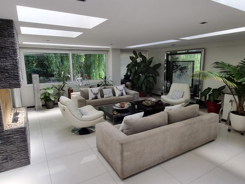 Venta Casa NO 5D en suite Walk-in cl&oacute;set 6B 3E 2B La Dehesa - Lo Barnechea