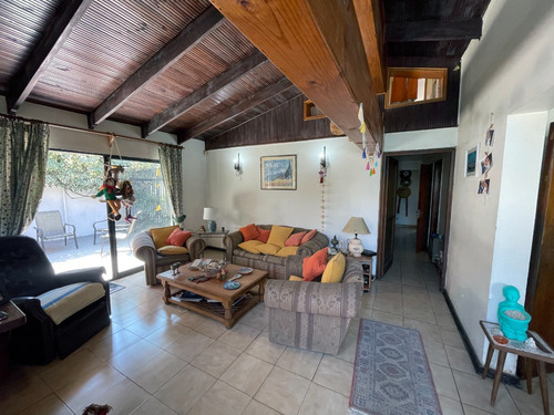 Venta Casa P 6D 3B 2E Francisco de Villagra - La Reina