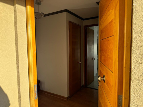 Venta Casa NOSP 5D en suite Walk-in cl&oacute;set 5B 3E 1B Carlos Ossand&oacute;n - La Reina