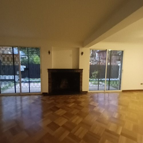 Arriendo Casa 3D 2B 3E 1B Metro Pr&iacute;ncipe de Gales - Country Club - La Reina