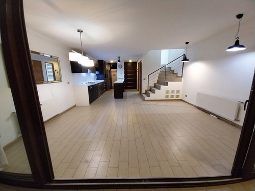 Arriendo Casa S 3D 3B 2E 1B Blest Gana - La Reina