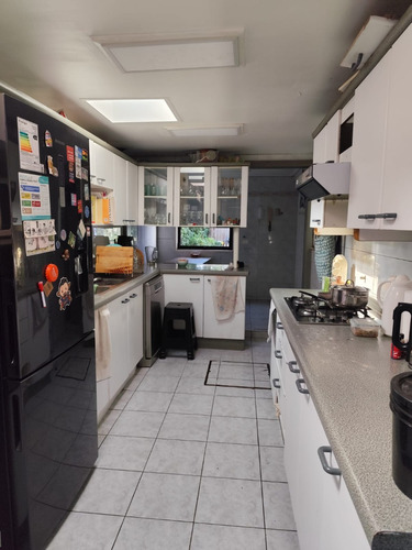 Arriendo Casa NOSP 4D 3B 1E 1B Metro Hernando de Magallanes - Las Condes