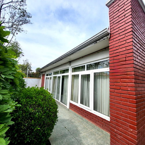 Venta Casa NO 4D 3B 2E 1B Blest Gana - La Reina