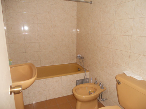 Arriendo Departamento P 2D 2B 1E 1B Barrio El Golf - Las Condes