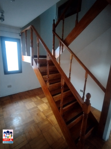 Arriendo Casa NO 4D 3B 3E 2B Estadio Croata - Vitacura