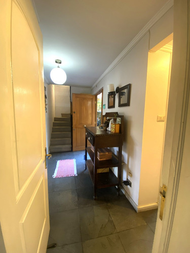 Venta Casa 4D en suite 2B 4E 1B Carlos Ossand&oacute;n - La Reina