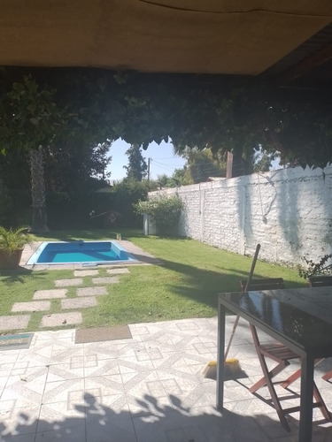 Arriendo Casa 3D 2B 4E 1B Chicureo - Colina