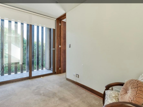 Venta Casa SO 5D en suite Walk-in cl&oacute;set 5B 3E 1B Chicureo - Colina