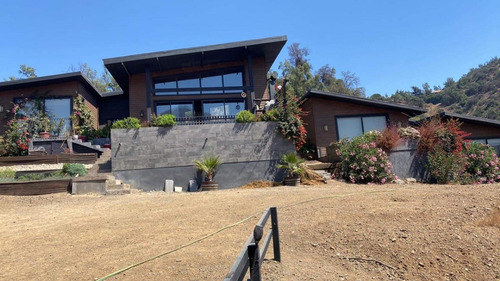 Venta Casa 5D 5B 6E 1B El Array&aacute;n - Lo Barnechea