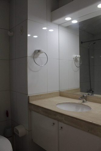 Arriendo Departamento P 2D en suite Walk-in cl&oacute;set 2B 2E 1B Las Lilas - Providencia