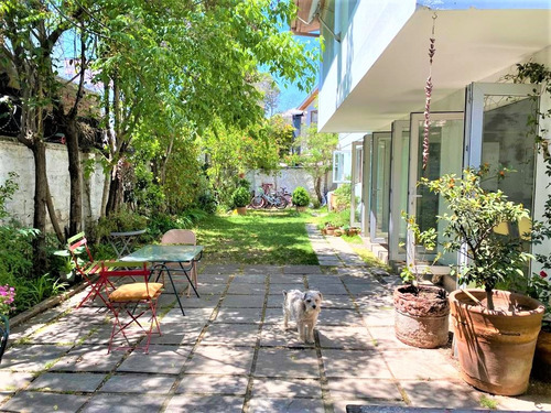 Venta Casa NO 4D Walk-in cl&oacute;set 3B 1E Campus Oriente - Providencia