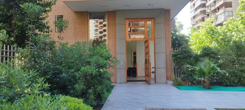 Arriendo Departamento O 2D en suite Walk-in cl&oacute;set 2B 1E 1B Barrio El Golf - Las Condes