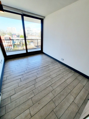 Venta Departamento SO 2D en suite Walk-in cl&oacute;set 2B 1E 1B Barrio Italia - Providencia