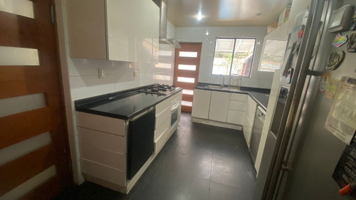 Venta Casa NOSP 5D en suite Walk-in cl&oacute;set 2B 2E Pepe Vila - La Reina