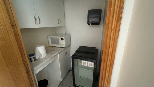 Arriendo Oficina 3B 1E Centro Financiero - Las Condes