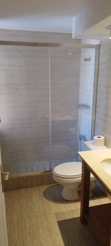 Arriendo Departamento O 2D en suite 2B 1E 1B Barrio El Golf - Las Condes