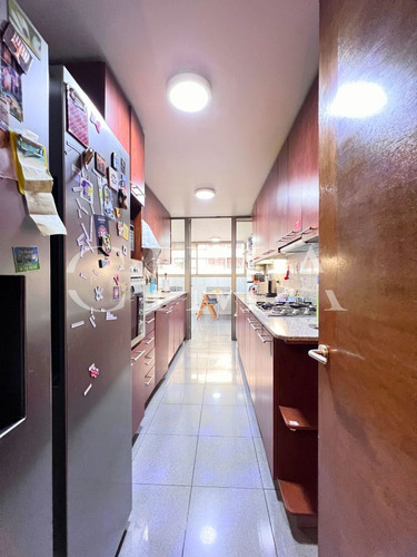 Venta Departamento SP 3D en suite Walk-in cl&oacute;set 3B 2E 1B Metro Manquehue - Apumanque - Las Condes