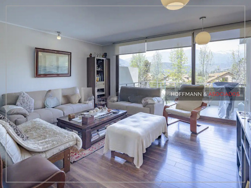 Venta Casa NP 4D en suite Walk-in cl&oacute;set 3B 3E 1B El Huinganal - Lo Barnechea