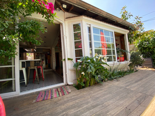 Venta Casa SO 4D Walk-in cl&oacute;set 2B 2E Rotonda Atenas - Las Condes