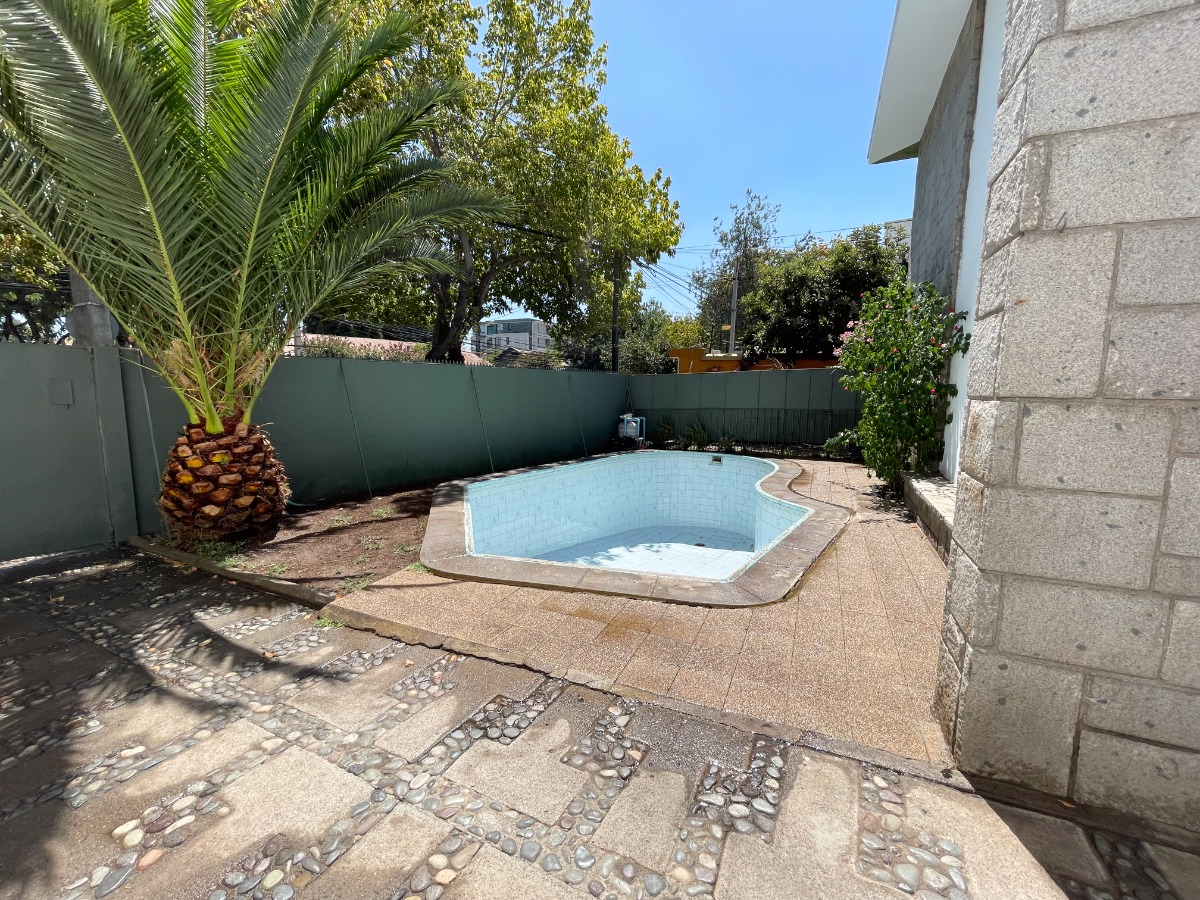 Venta Casa NOSP 4D en suite 3B 2E 1Bd Villa Frei - &Ntilde;u&ntilde;oa