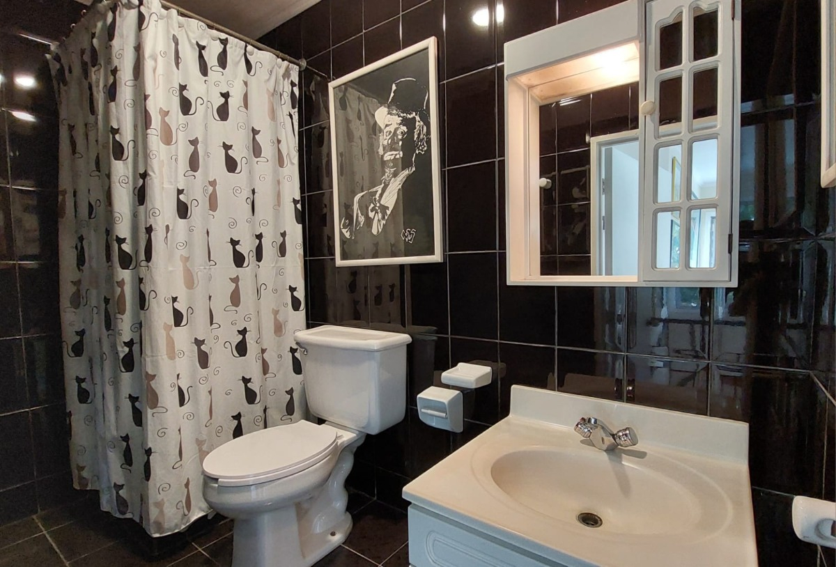 Venta Casa NP 5D en suite Walk-in cl&oacute;set 4B 2E 1Bd Los Dominicos - Las Condes