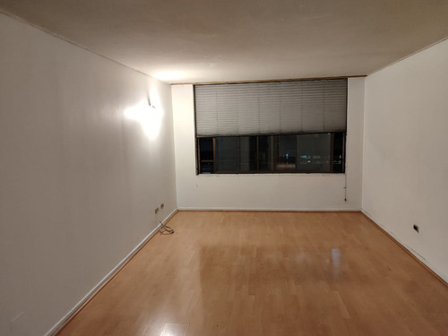 Arriendo Departamento 4D en suite Walk-in cl&oacute;set 4B 1E 1B Centro Financiero - Las Condes