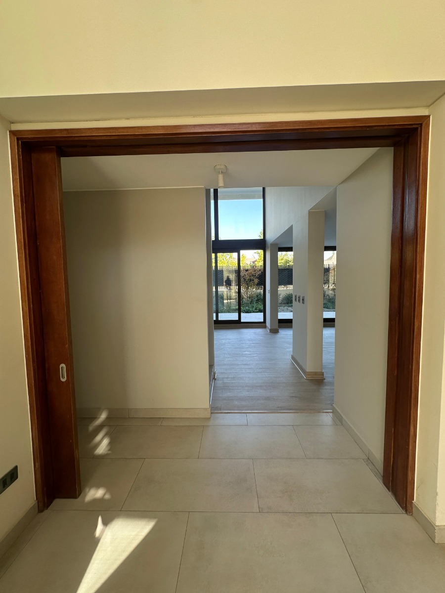 Venta Casa O 4D en suite Walk-in cl&oacute;set 4B 2E 2Bd Los Trapenses - Lo Barnechea