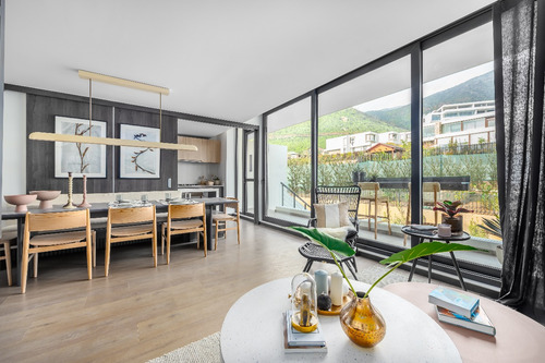 Venta Casa NO 4D en suite Walk-in cl&oacute;set 4B 2E 2B San Carlos de Apoquindo - Las Condes