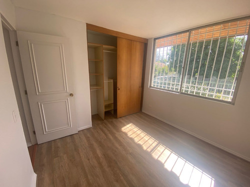 Arriendo Casa 4D 4B 3E 1B Carlos Ossand&oacute;n - La Reina