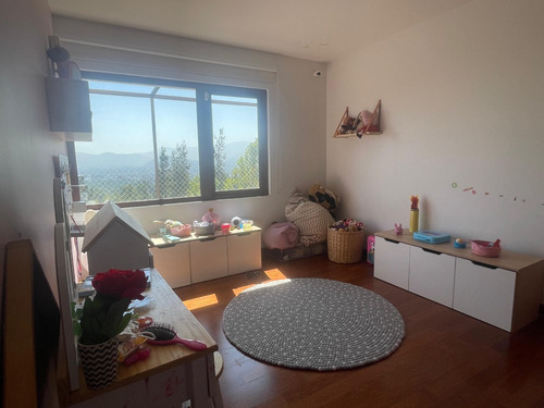 Venta Casa NP 4D en suite Walk-in cl&oacute;set 4B 3E 1B San Carlos de Apoquindo - Las Condes