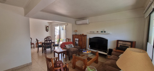 Venta Casa NO 3D 2B 1E Blest Gana - La Reina