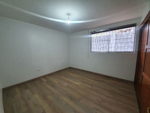 Venta Casa NOSP 5D en suite 3B 2E 1B Los Dominicos - Las Condes