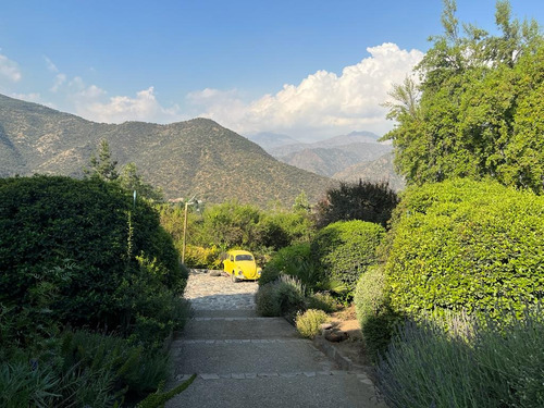 Venta Casa NOSP 5D 4B 4E 3B El Array&aacute;n - Lo Barnechea