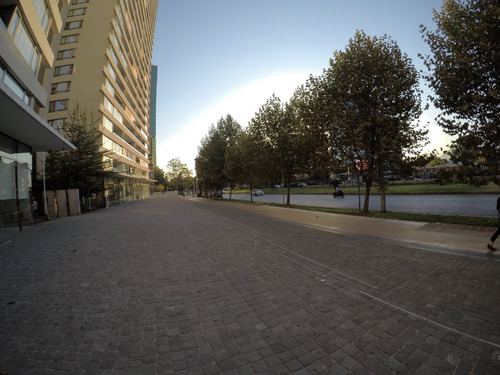 Arriendo Departamento N 2D en suite Walk-in cl&oacute;set 2B 2E 1B Parque Arauco - Las Condes