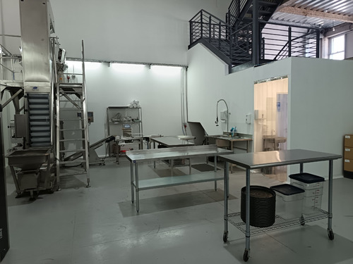 Propiedad Con L&iacute;nea Autom&aacute;tica De Envasado Para Alimentos