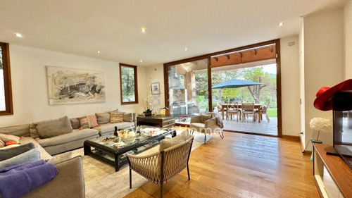 Arriendo Casa NO 5D en suite Walk-in cl&oacute;set 4B 4E 1B La Dehesa - Lo Barnechea