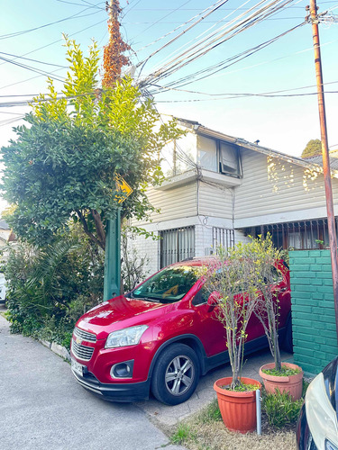 Venta Casa O 3D 2B 1E Estadio Nacional - &Ntilde;u&ntilde;oa