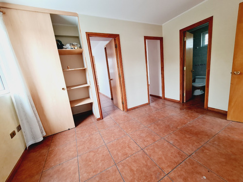 Arriendo Casa SO 6D 3B 2E 1B Nuestra Se&ntilde;ora del Rosario - Vitacura