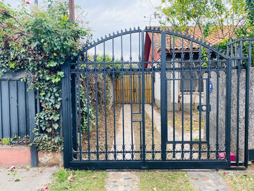 Arriendo Casa 3D 1B 3E 1B  - Las Condes