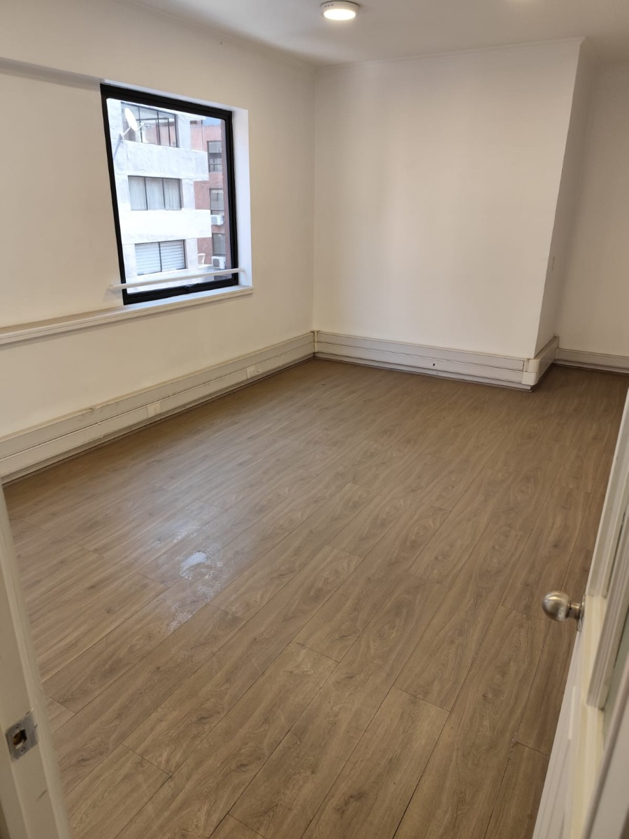 Arriendo Oficina NO 2B 2E 2Bd Centro Financiero - Las Condes